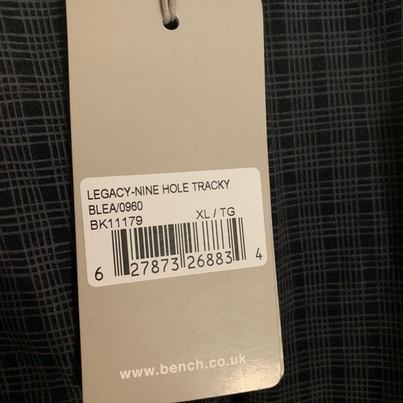 Bench Zip-Up Hoodie NWT - Picture 4 of 5